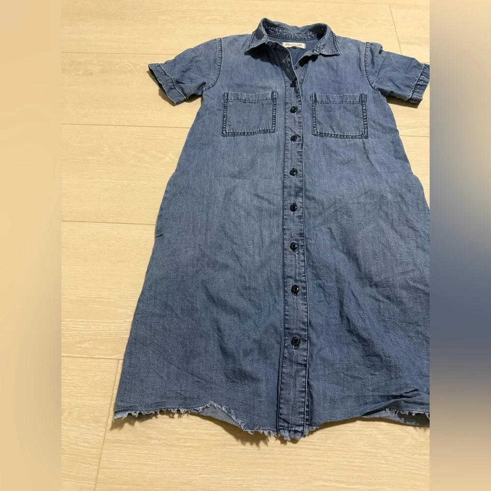 Madewell Button Down Chambray Shirt Dress - Picture 4 of 10